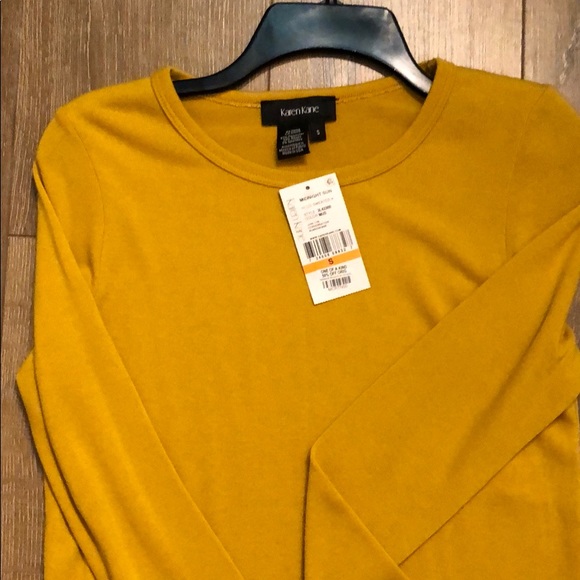 Top - Picture 2 of 4